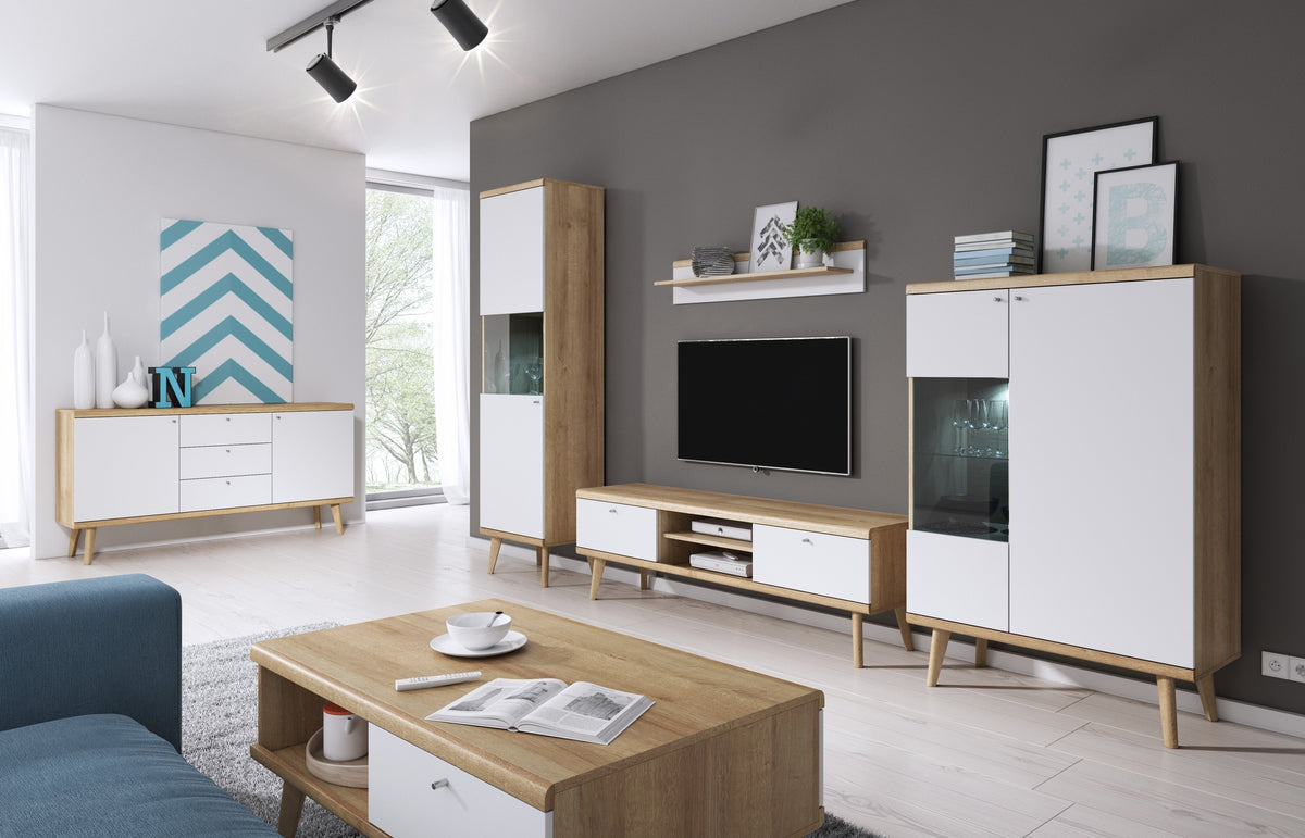 Lato Glass Display Cabinet 90x134 cm – in a room setting