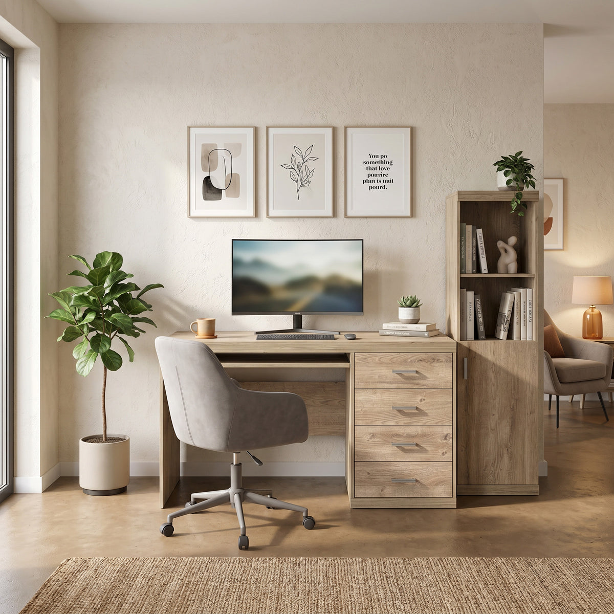 Bureau Korin 120x78 in een werkkamer met monitor, grijze stoel en boekenkast – bureau voor thuiskantoor