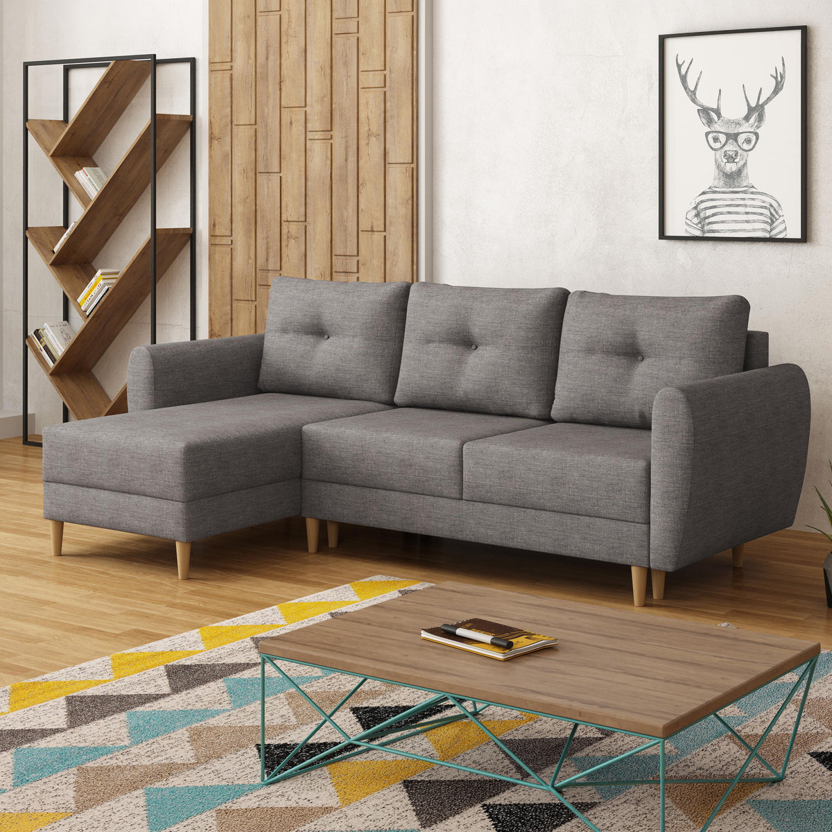 Harmi-hoekbank Zilveren Mist (SAWANA 05) in een Scandinavische woonkamer met salontafel, chaise longue aan de linkerkant