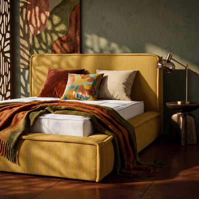 Gestoffeerd bed Gryby 140x200, 160x200 en 180x200 met opbergruimte in klassieke stijl - in het interieur