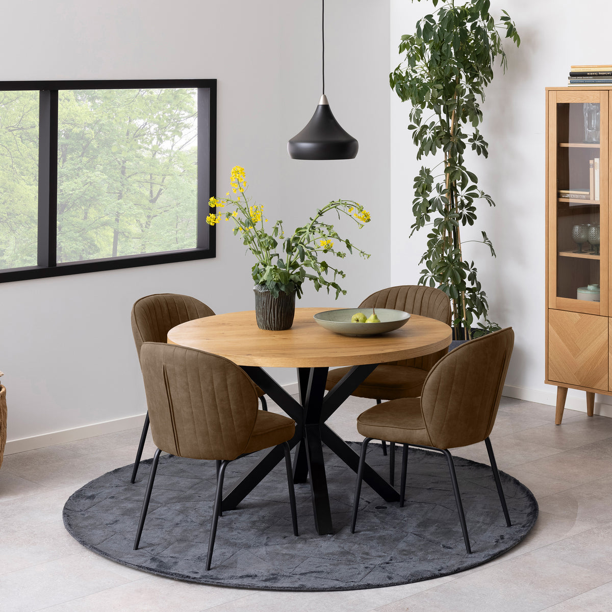 Stela Classic Round Dining Table 120x77 cm, Industrial Style – in a room setting