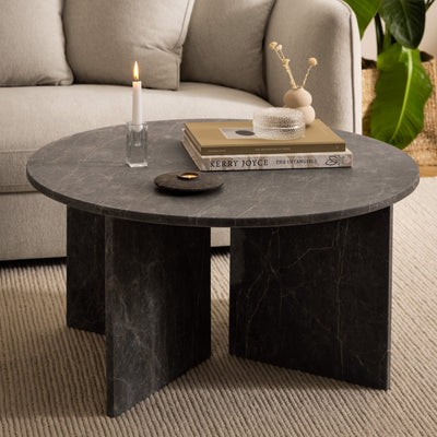 Plaris Round Coffee Table Ø90 cm, Elegant Style – in a room setting